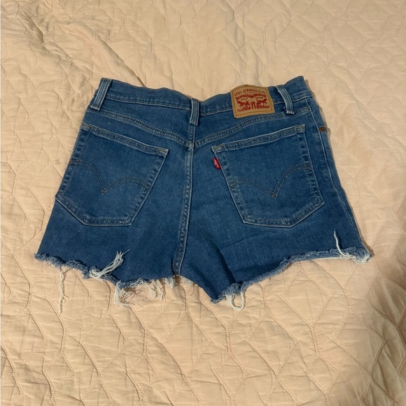 Levi’s shorts size 29! - Picture 1 of 2